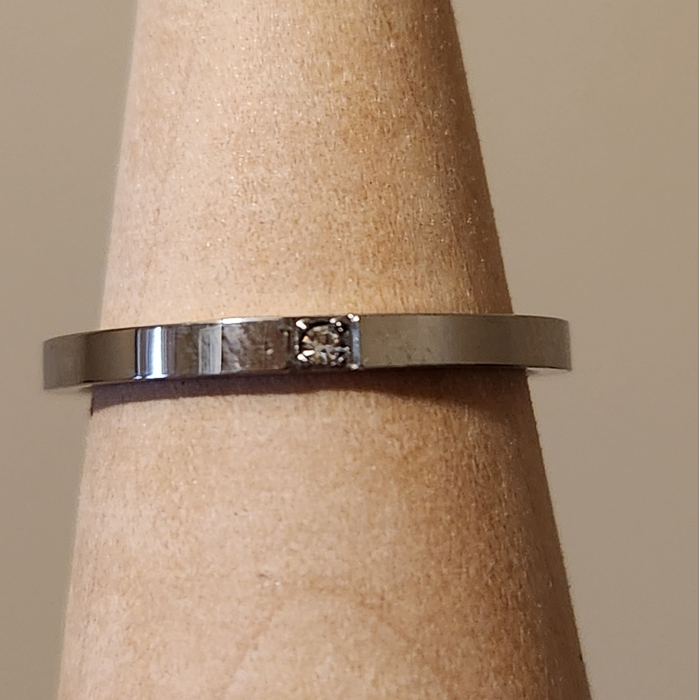 NWOT SZ 7, SILVER PLATED RING - Picture 2 of 4